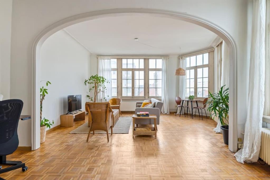 The Workspace W/free Parking * Antwerpen